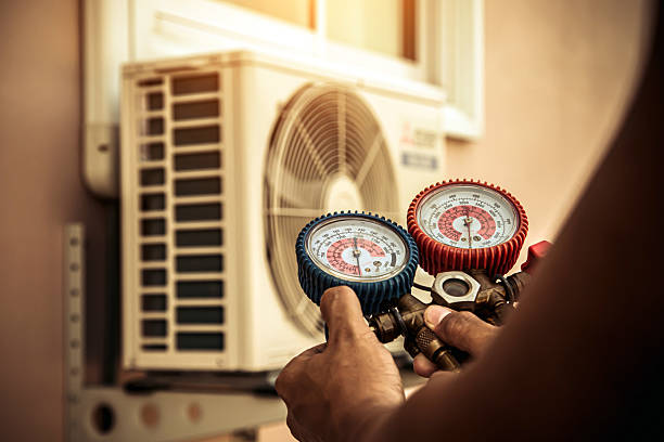Professional Hvac technician working in Lawtons, NY